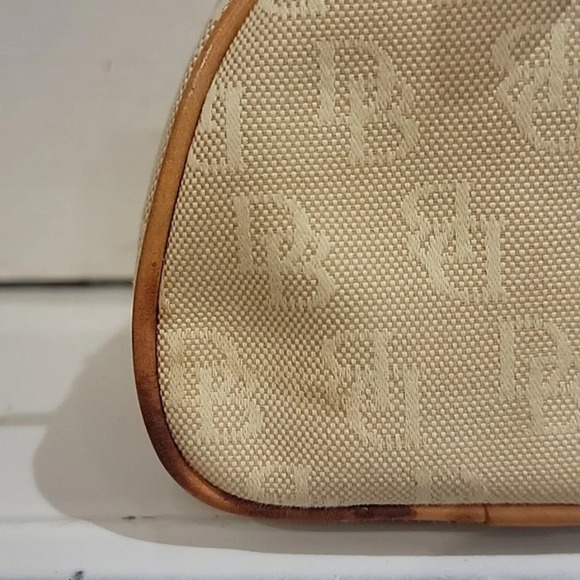 NWOT - DOONEY & BOURKE SHOULDER HANDBAG PURSE WITH IMPERFECTIONS - Picture 5 of 11